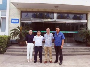 宁德时代质量总监岳嵩一行来时搏在线（中国）精密指导工作